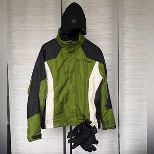 SPYDER Ski jacket (Med), Gloves (L) and Hat